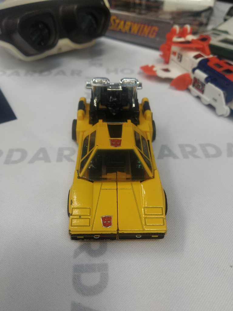 Autobot Sunstreaker - Image 1