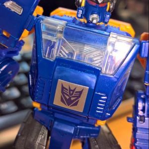 Power of the Primes - Deluxe - Autobot / Decepticon - Punch / Counterpunch