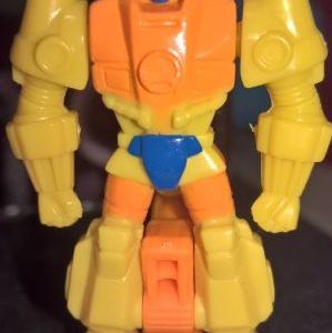 Thrilling 30 - Deluxe - Autobot - Scoop