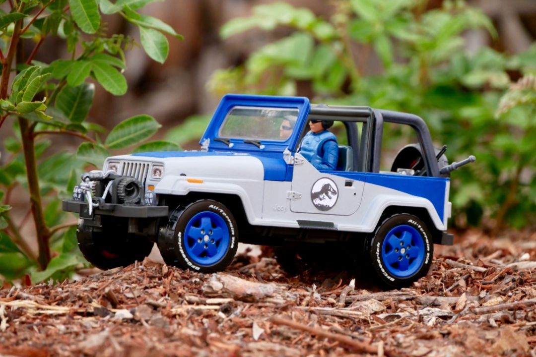 Custom Mattel Jurassic World Jeep - Image 2