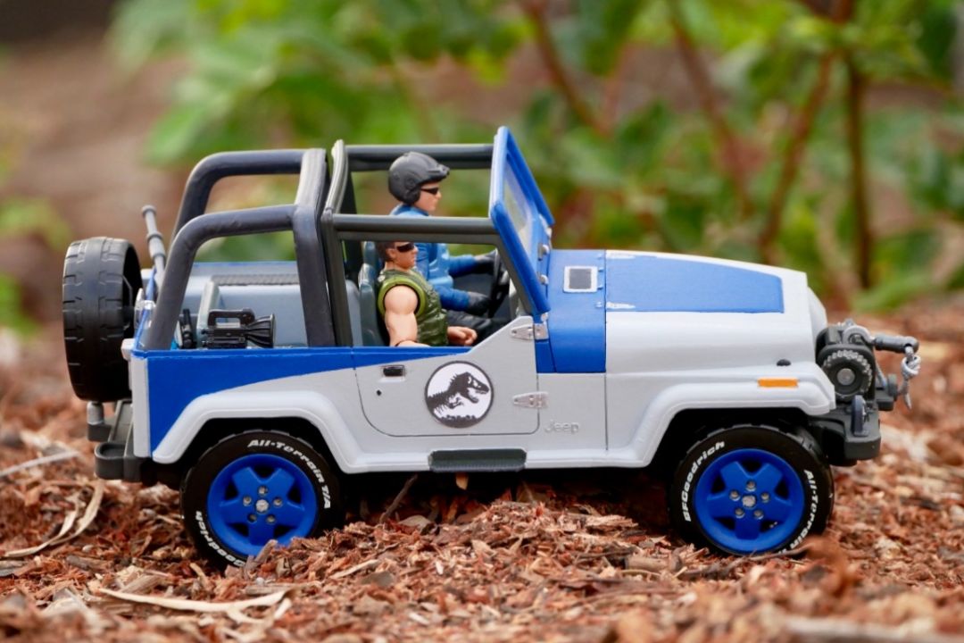 Custom Mattel Jurassic World Jeep - Image 4