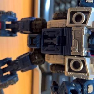 Siege - Weaponiser - Autobot - Cog