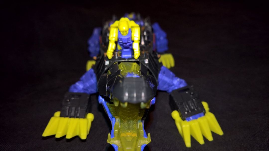 Titans Return - Deluxe - Decepticon - Krok - Image 3