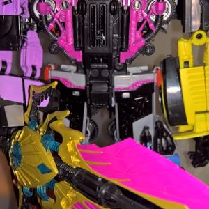 Unite Warriors - Decepticon - Megatronia