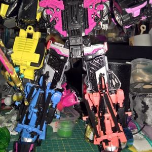 Unite Warriors - Decepticon - Megatronia