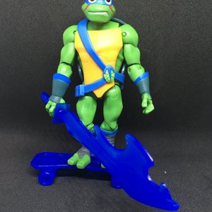 Rise of the Teenage Mutant Ninja Turtles Leonardo