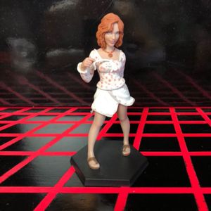 Saffron QMX Mini Masters Figure