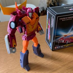 Hot Rod Masterpiece (MP-28)