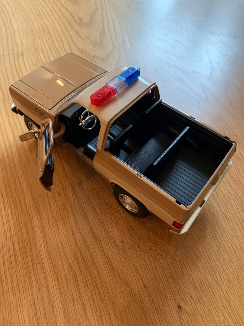 Stranger Things Hop Chevy truck - Image 2
