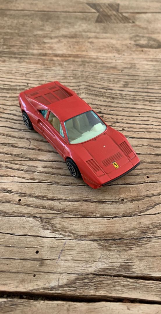 Burago Ferrari 288GTO die-cast - Image 4