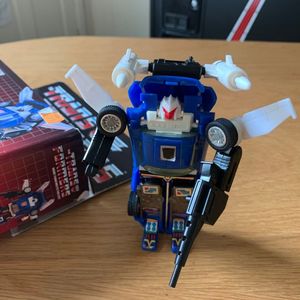 Tracks Autobot G1