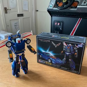 Tracks Masterpiece (MP-25)