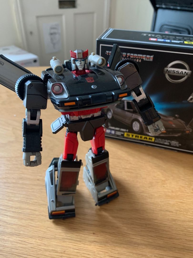 Streak Autobot Masterpiece (MP-18) - Image 3