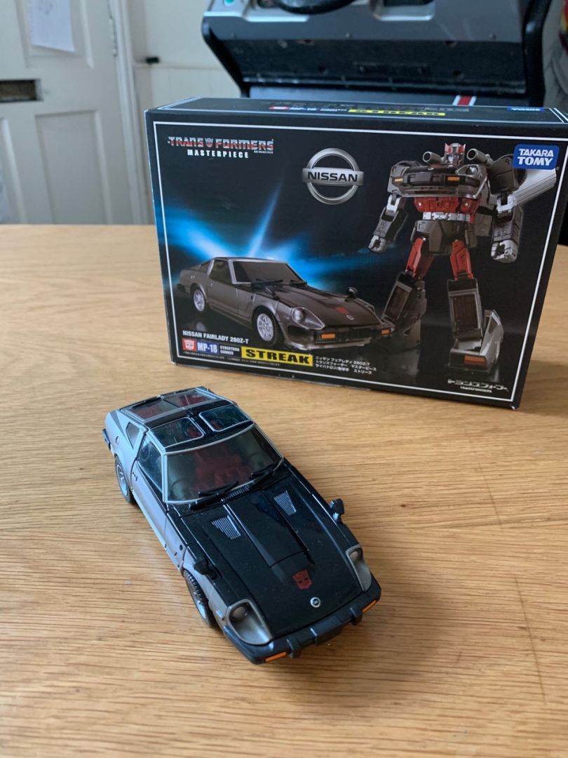 Streak Autobot Masterpiece (MP-18) - Image 4