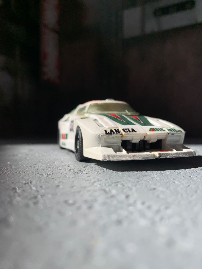 Transformers G1 Wheeljack - Image 4