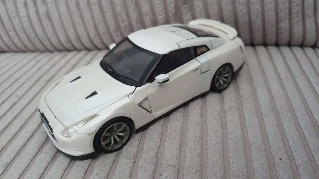 Ultra Magnus - Image 1