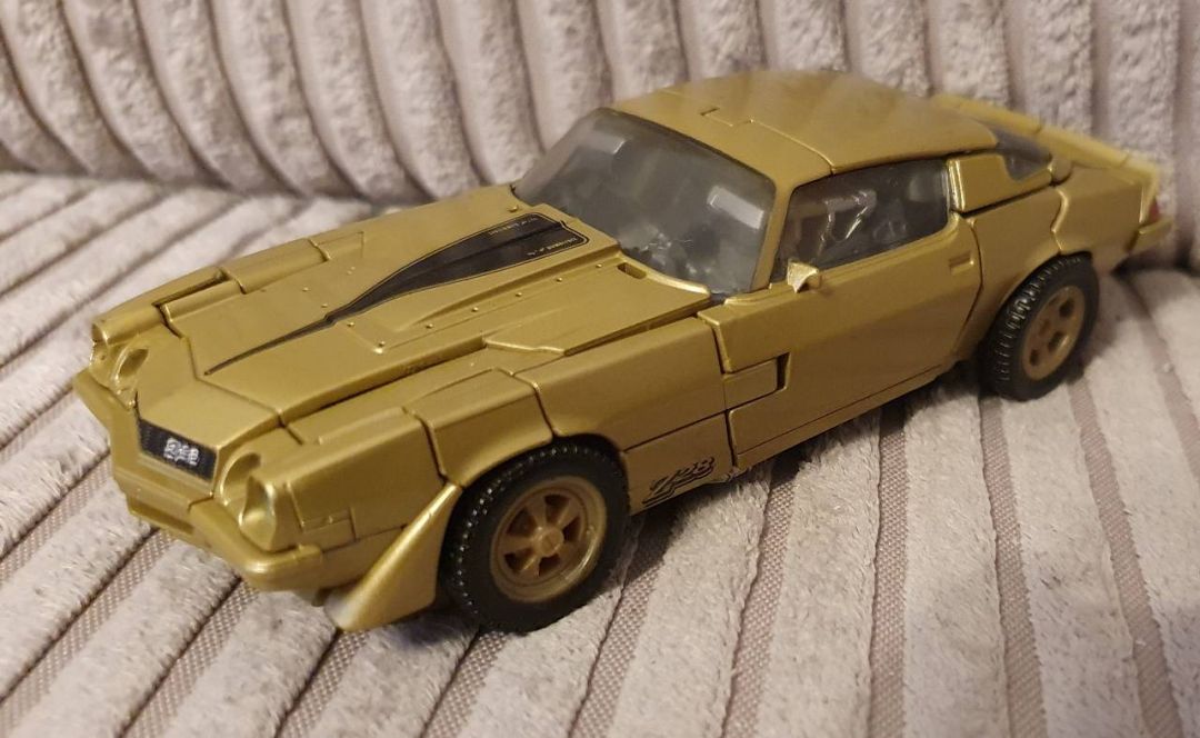 Retro Rock Bumblebee  - Image 3