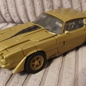 Retro Rock Bumblebee 