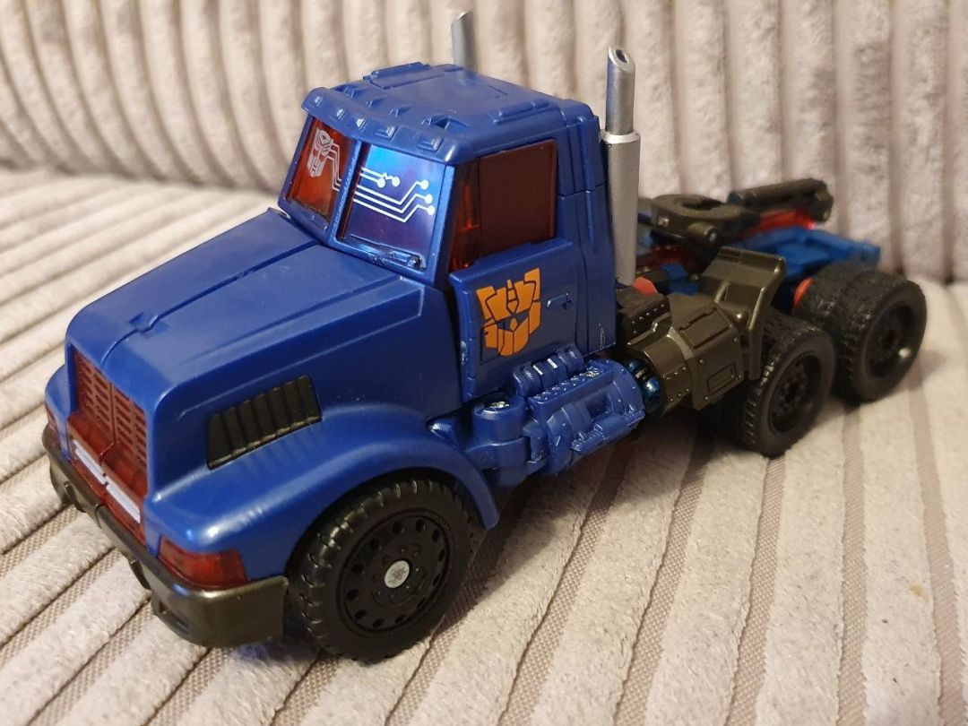 G2 Combat Hero Optimus Prime  - Image 2