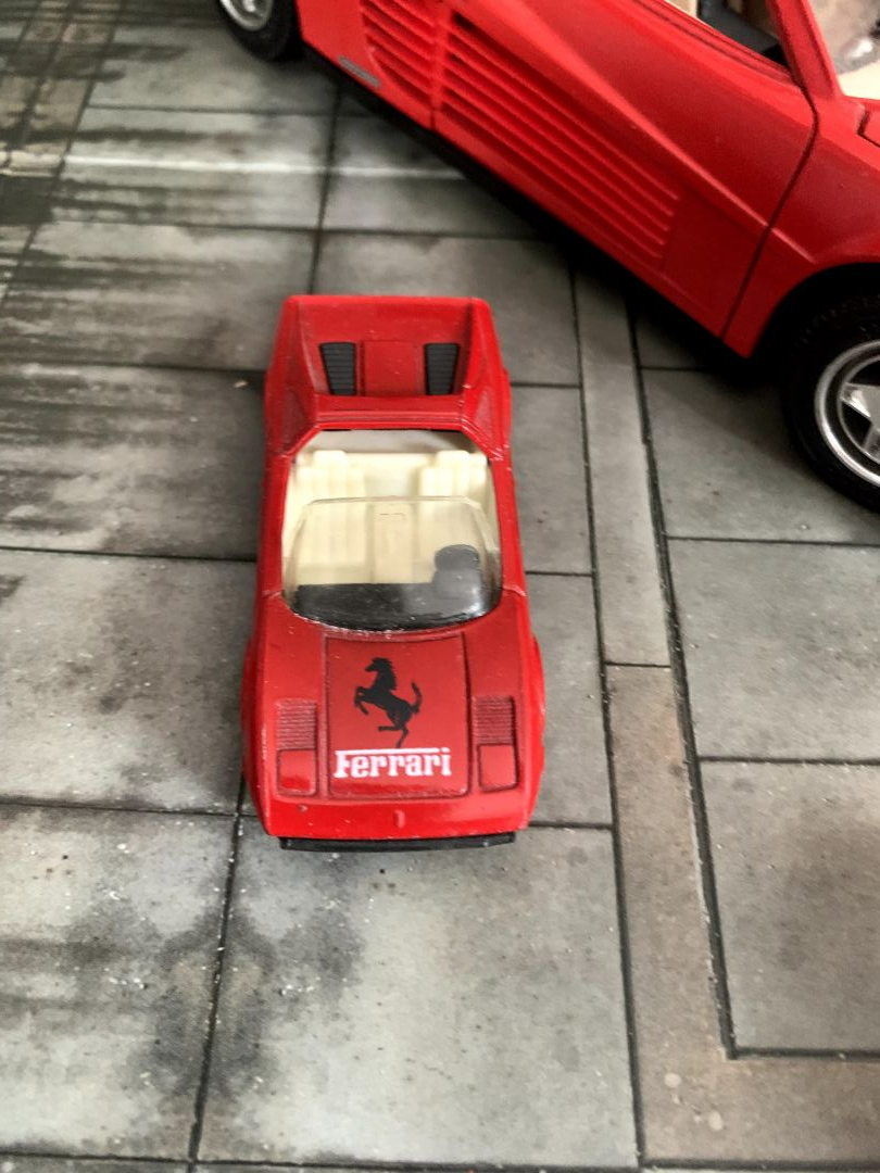 Corgi Ferrari 308 GTS 1:64 - Image 2