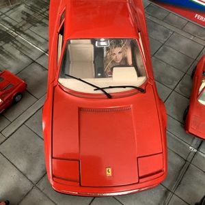 Bburago Ferrari Testarossa 1:18