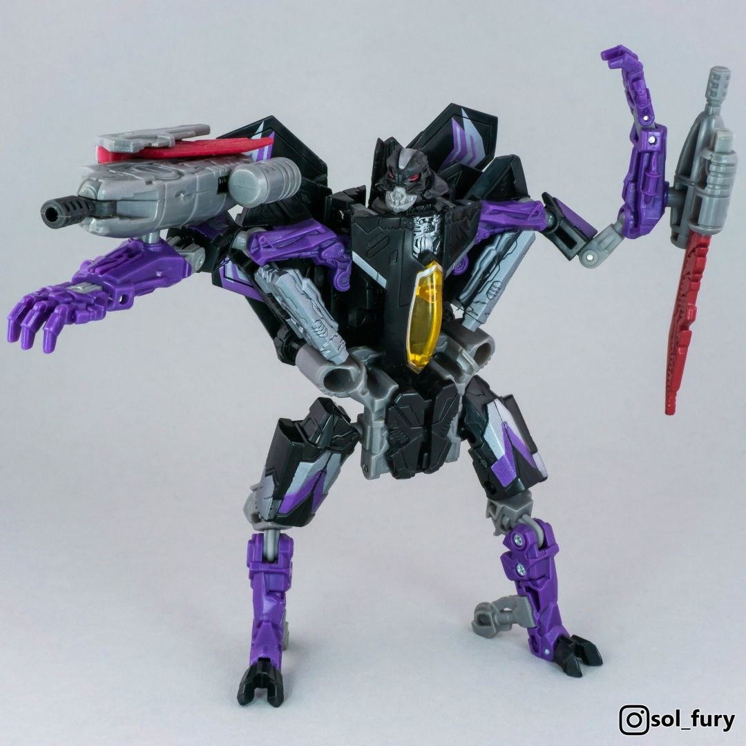 Skywarp - Image 1