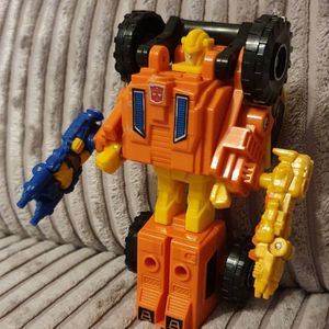 Scoop With Holepunch And Tracer