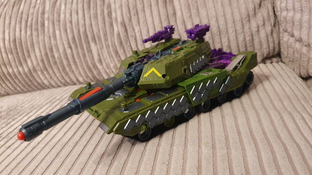 Armada Megatron - Image 1