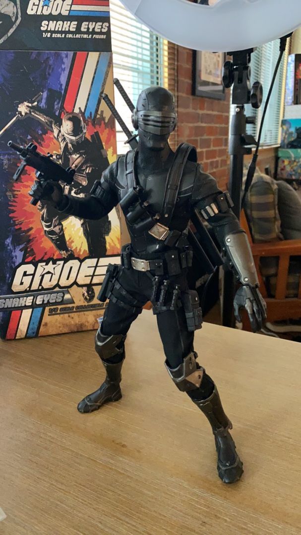 Snake Eyes - Image 2