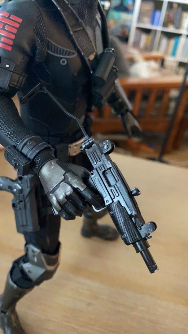 Snake Eyes - Image 4