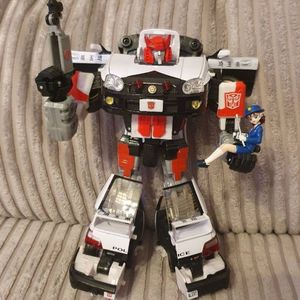 Alert with Ai Kurama