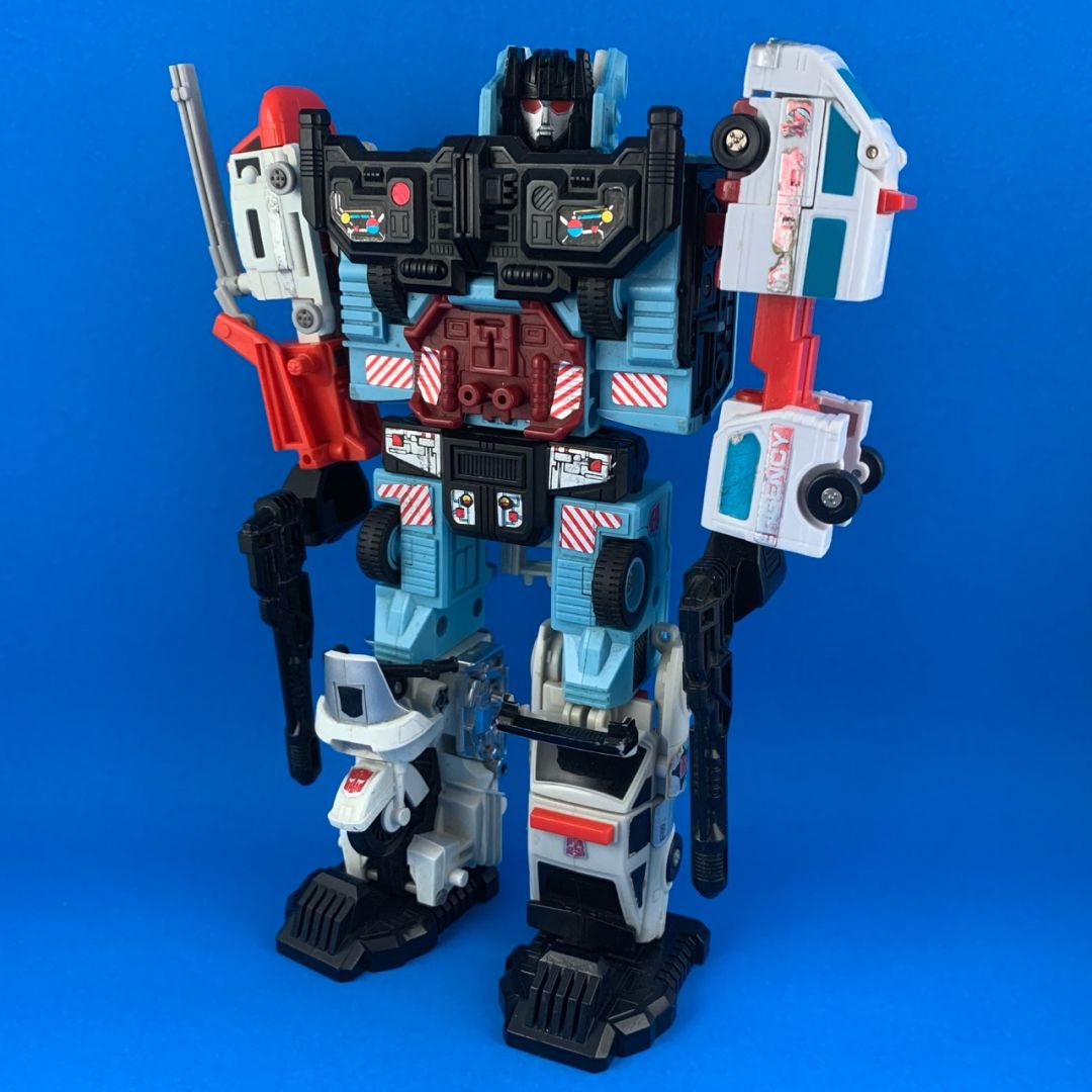 Transformers Generation One Defensor - Image 1