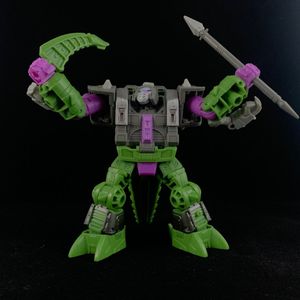 Transformers WFC Earthrise E19 Quintesson Alicon