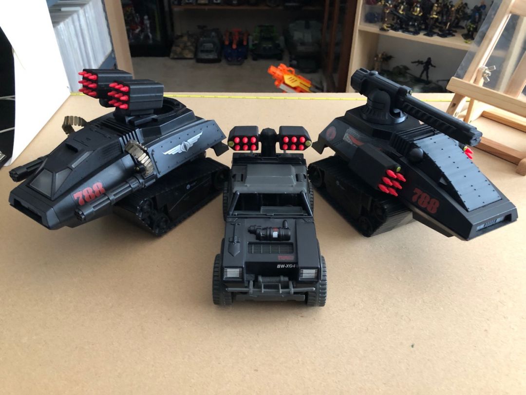 Cobra Trio - Image 1