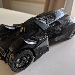 Arkham Knight batmobile