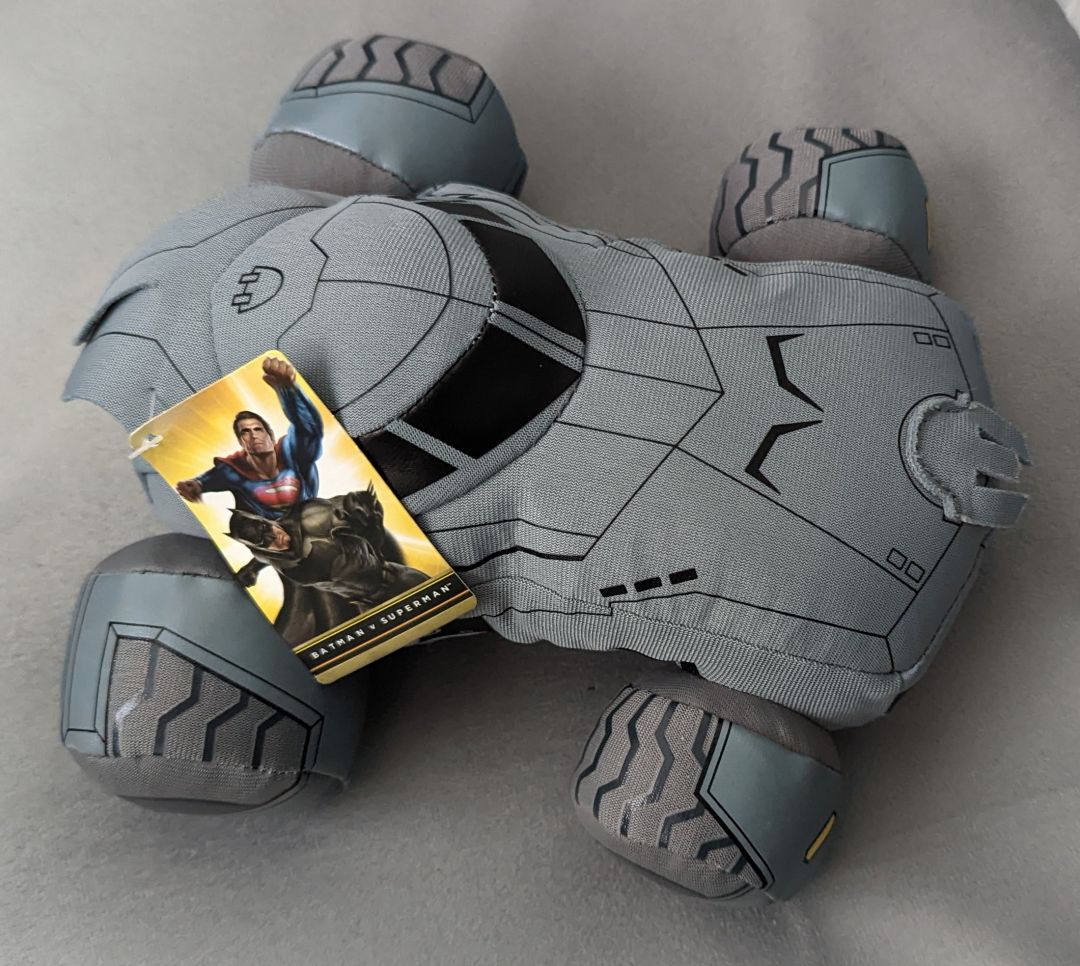Plush Toy BvS Batmobile - Image 1