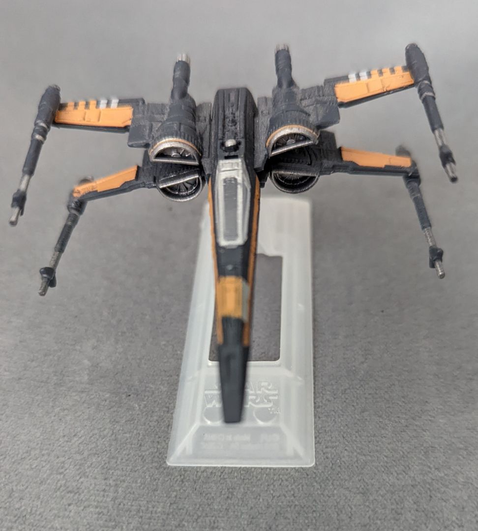 Star Wars Hot Wheels - The Force Awakens Poe Dameron X-wing - Image 1