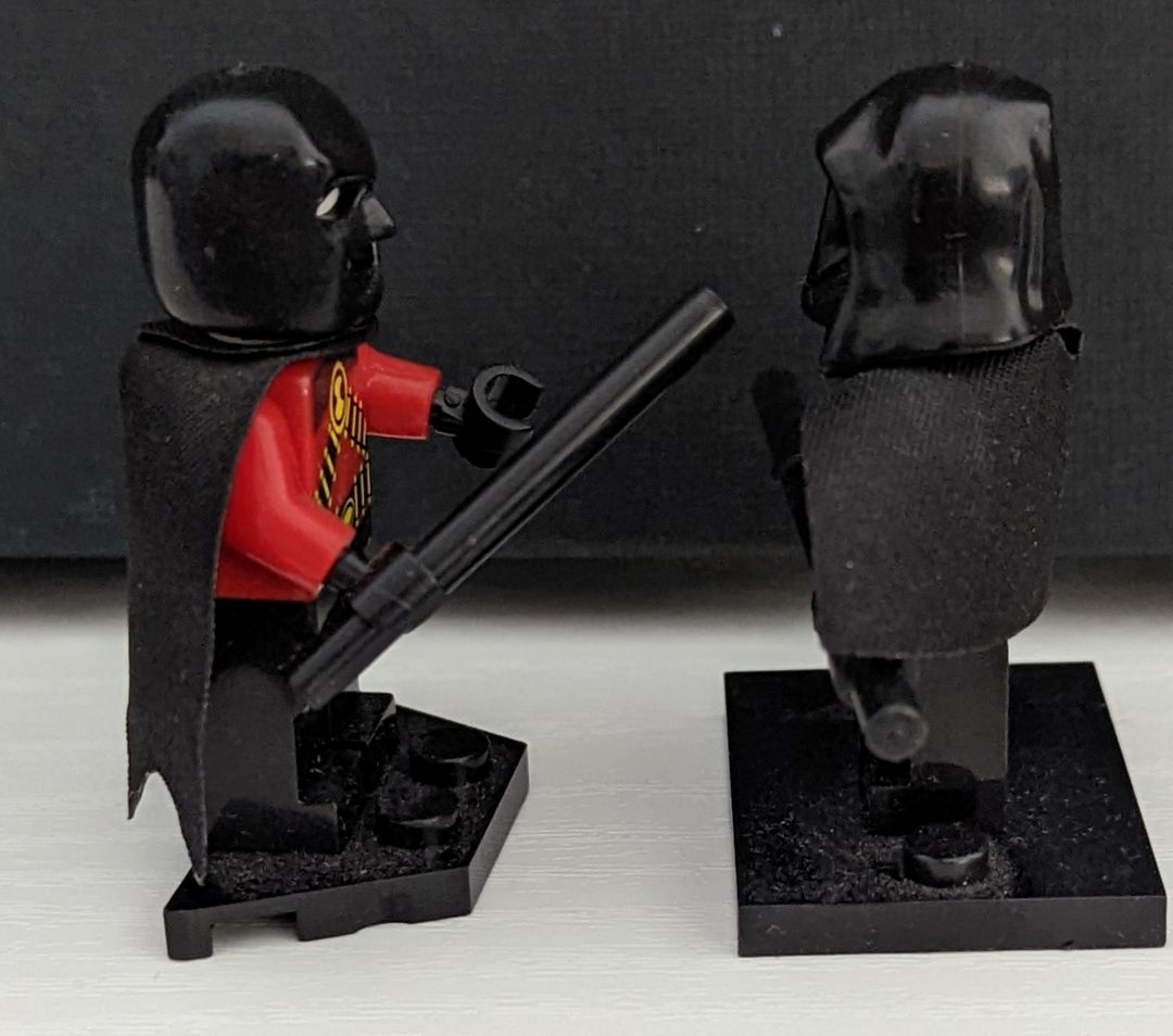 Red Robin and Robin - Image 2