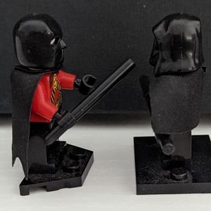 Red Robin and Robin