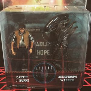 NECA Aliens Carter J. Burke and Xenomorph Warrior 2-Pack