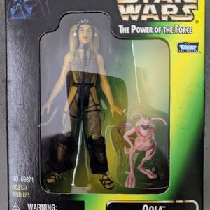 Oola and Salacious Crumb