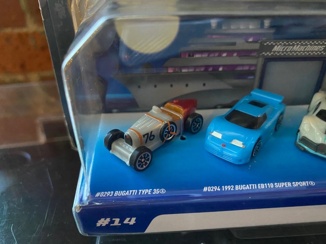 Micro Machines Bugatti Speed Legends - Image 3