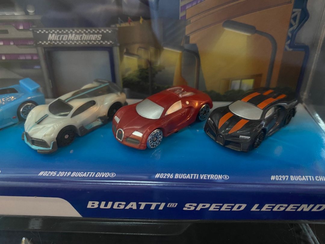 Micro Machines Bugatti Speed Legends - Image 6