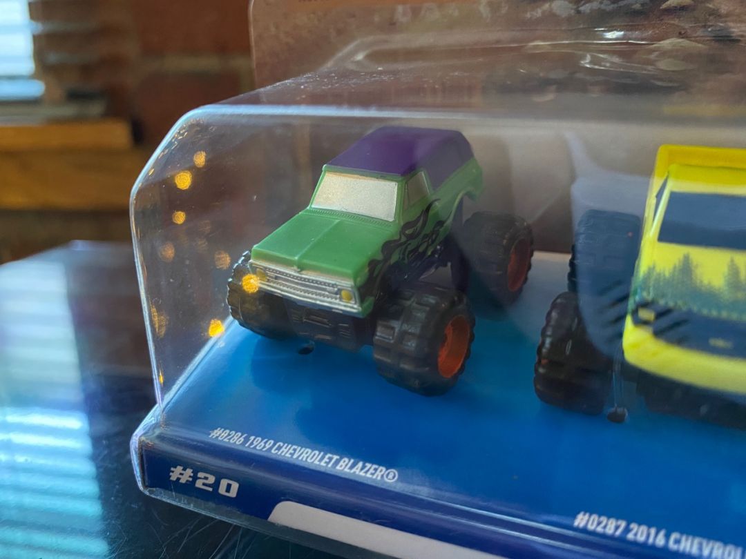Micro Machines Micro Monster Trucks - Image 3