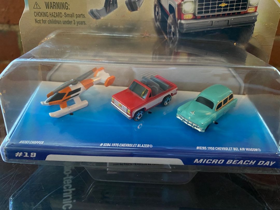Micro Machines Micro Beach Day - Image 2