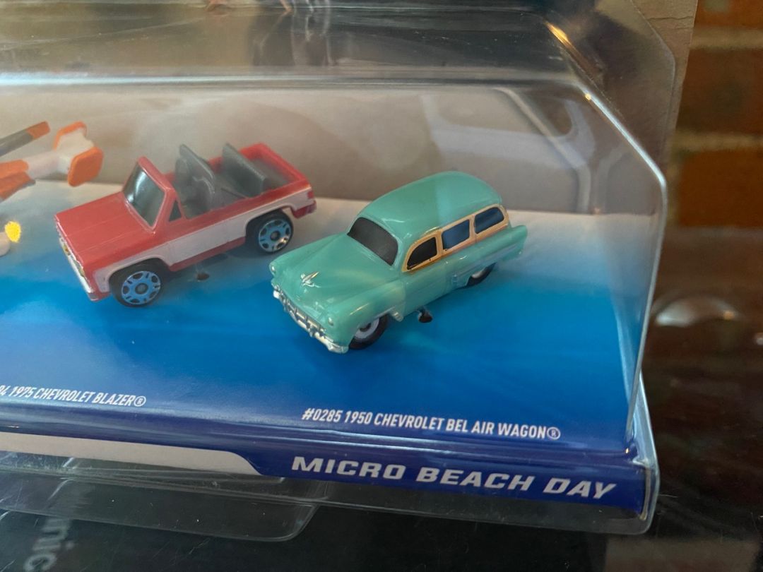 Micro Machines Micro Beach Day - Image 5