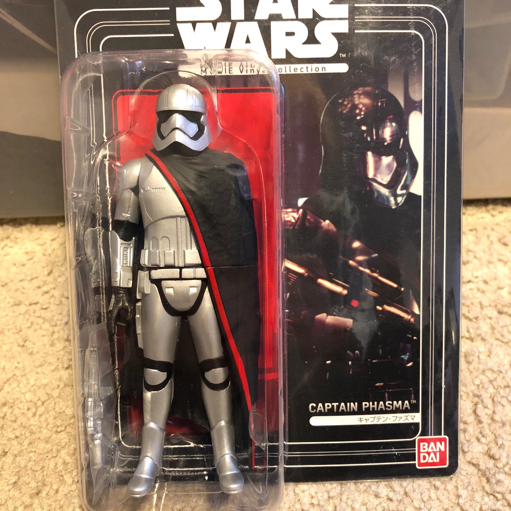 Star Wars TFA Ban Dai vinyl Captain Phasma carded - Image 1