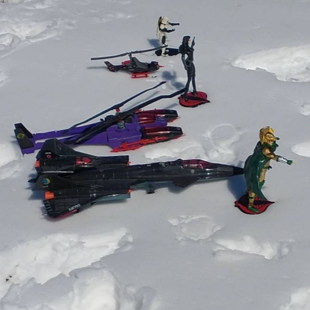 Cobra Air Force Preparation For An Air Raid - Image 1