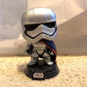 Funko Star Wars Captain Phasma Bobble Head
