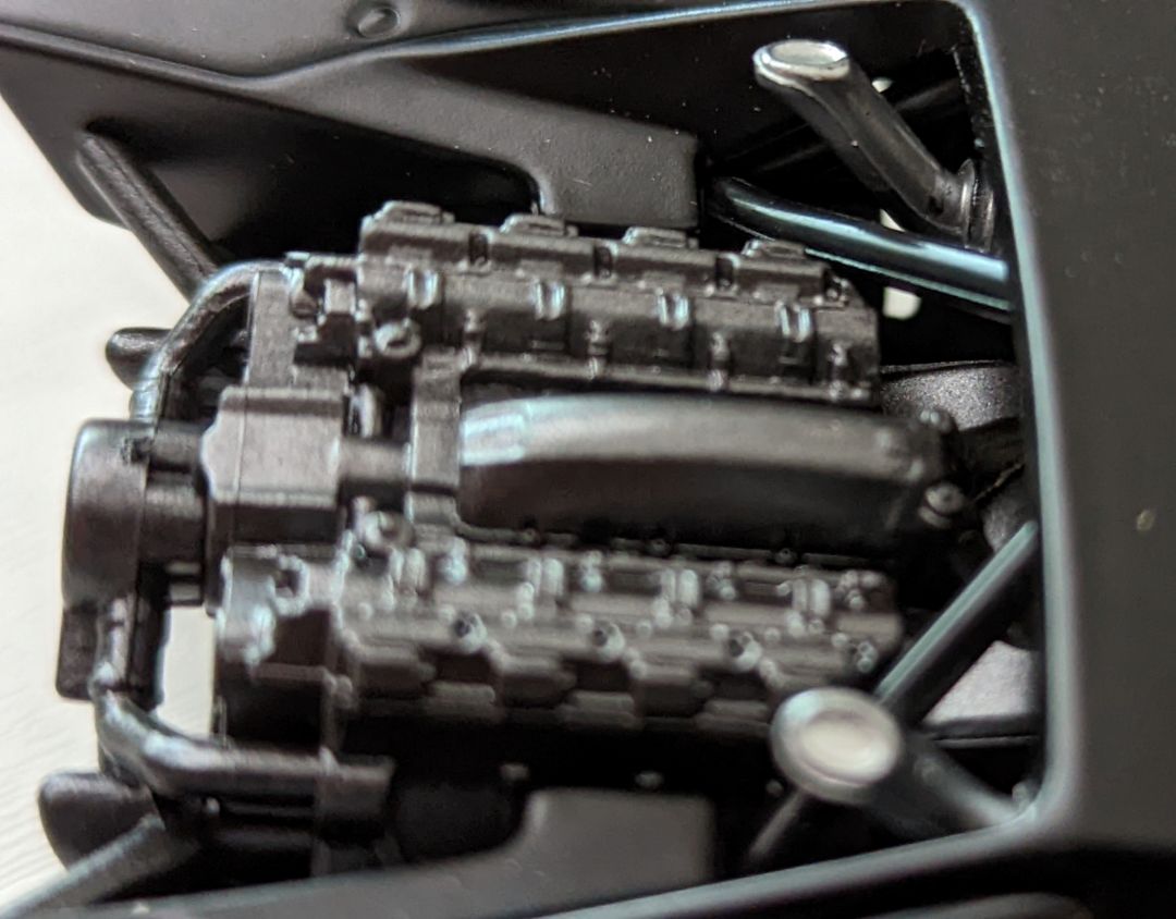 The Batman and Batmobile (1:32 scale) - Image 4